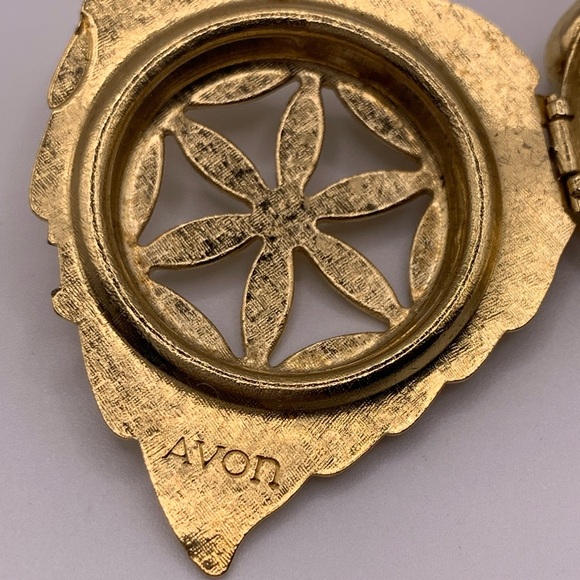 Vintage Avon gold tone perfume flower brooch - Picture 6 of 6